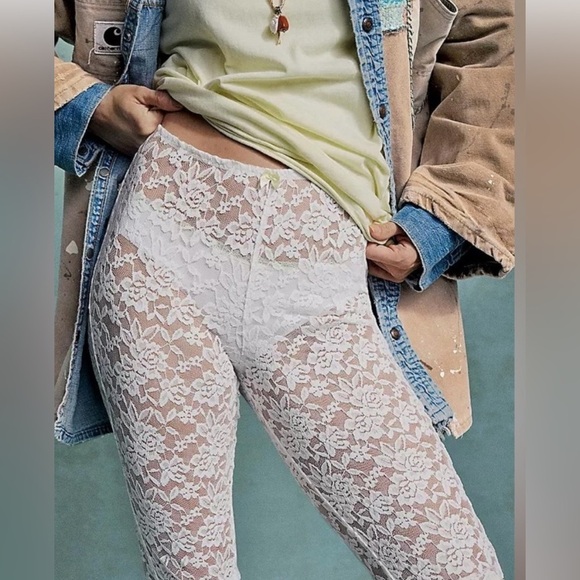 Free People All Day Lace Sleep Capri Misty Rose , SZMed Loungewear Lace NWT - Picture 1 of 9